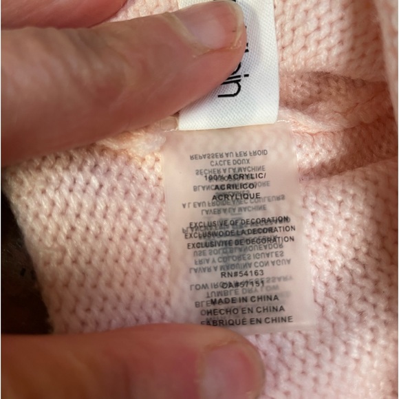 Calvin Klein Light Pink Beanie - Picture 4 of 5